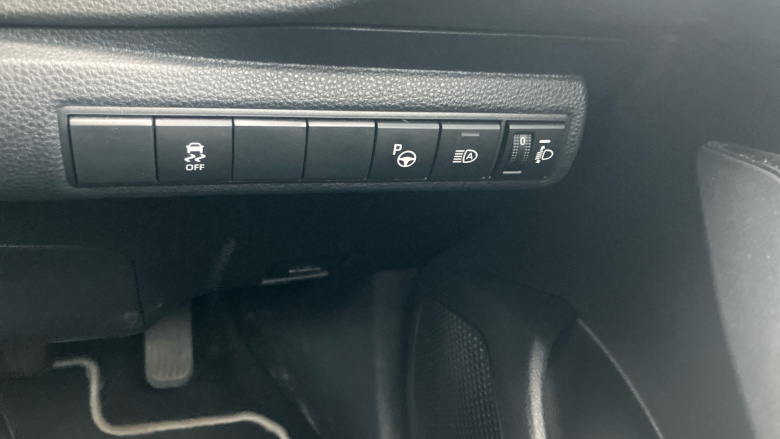 Toyota Corolla 1.8 VVT-i Hybrid Icon Tech 5dr CVT Hybrid Hatchback